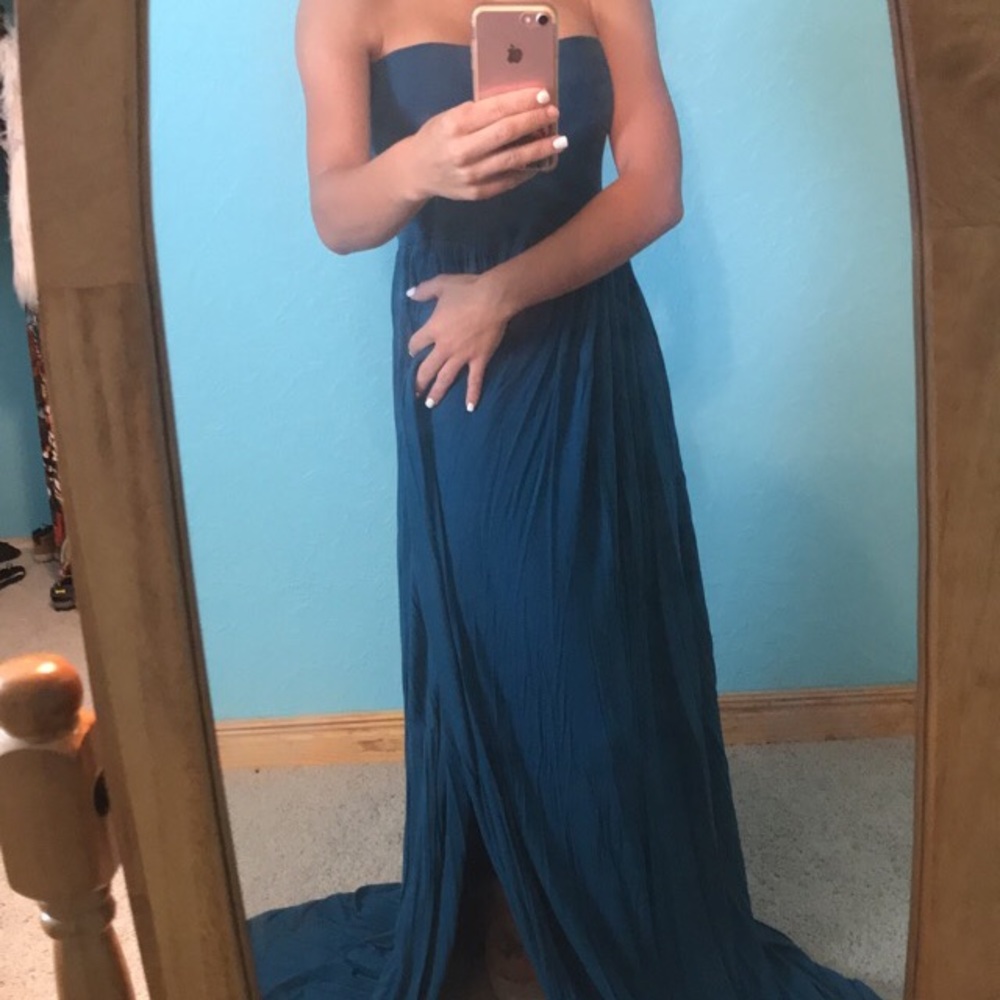 Gorgeous maternity gown